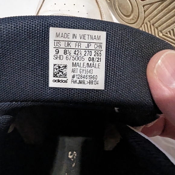 Adidas men's size 9 high top sneakers - Picture 2 of 5